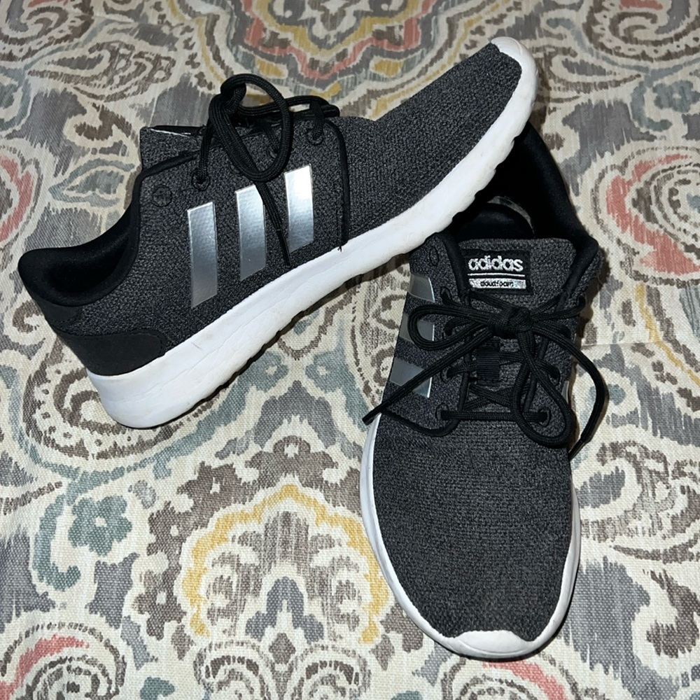 Adidas Cloud Foam Size 7